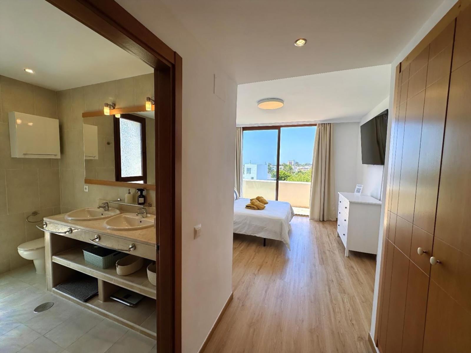 Сasa de vacaciones Serena Marbella - Exclusive Retreat With Pool